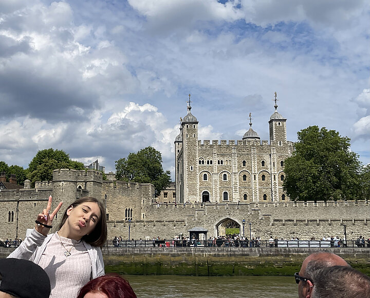 Tower und Elina